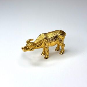 RISIS GOLDEN CHINESE ZODIAC OX
24kt Gold Plated Ox Figurine